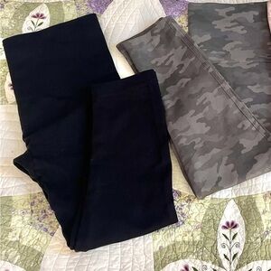 Bundle Spanx   Women's  Crook Leggings